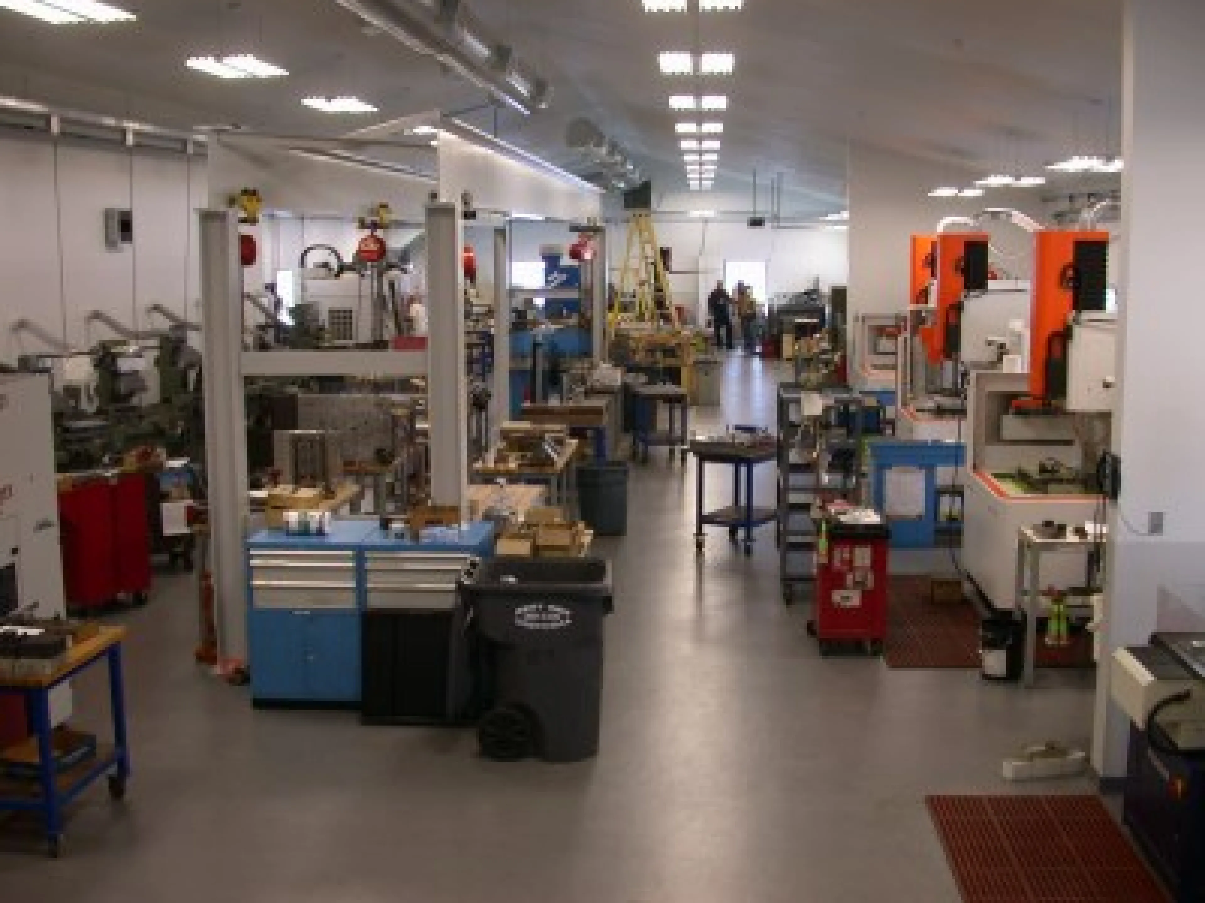 JK Machining (JK) ist spezialisiert auf das Design und die Herstellung von Einspritzmodulen aus Kunststoff für die Automobil- und medizinische Geräte-Industrie