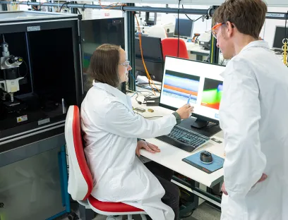 BASF erforscht zusammen mit Forschungspartnern, wie das mechanische Recycling von Kunststoffen durch den Einsatz solcher Methoden direkt im Aufbereitungsprozess verbessert werden kann, Bild: BASF BASF erforscht zusammen mit Forschungspartnern, wie das mechanische Recycling von Kunststoffen durch den Einsatz solcher Methoden direkt im Aufbereitungsprozess verbessert werden kann