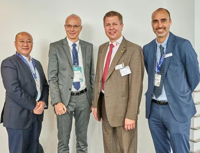 v.l.n.r.: Beim Verbandstreffen von DSIV, APPIE und Techsolids im Rahmen der Powtech sprachen Daiji Tanabe, Ferran Simón, Tom Henning und Roberto Pellacani über internationale Initiativen, Bild: DSIV v.l.n.r.: Beim Verbandstreffen von DSIV, APPIE und Techsolids im Rahmen der Powtech sprachen Daiji Tanabe, Ferran Simón, Tom Henning und Roberto Pellacani über internationale Initiativen