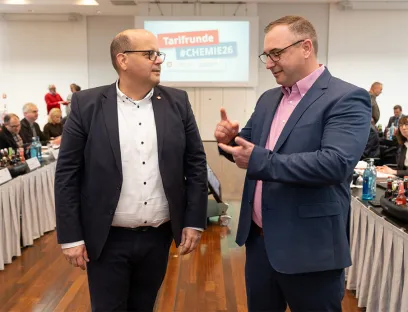 Tarifverhandlungen: Roland Strasser (IGBCE) und Michael Müller (Arbeitgeberverband) haben für Rheinland-Pfalz verhandelt
