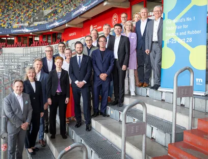 Mitglieder des Ausstellerbeirats der K 2028 und das K-Team trafen sich am 27. Mai in Düsseldorf