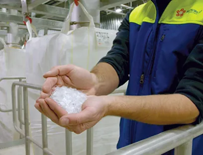 Krones lieferte die gesamte Recycling-Anlage von der Sortieranlage und den Schneidmühlen über Waschlinie und Flake-Sortierung bis hin zu Utilities, Bild: Republic Services Krones lieferte die gesamte Recycling-Anlage von der Sortieranlage und den Schneidmühlen über Waschlinie und Flake-Sortierung bis hin zu Utilities