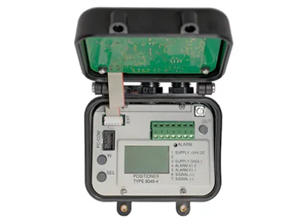 Stellungsregler: Plug-and-Play: Mit den nachrüstbaren IIoT-Modulen für Regelventile werden Monitoring und Predictive Maintenance selbst für Anlagenbetreiber ohne spezielle Vorkenntnisse einfach nutzbar.
