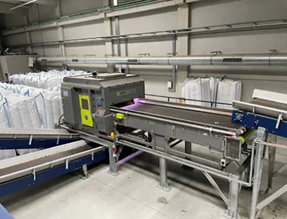 Multisensor-Sortiersystem zur Positiv-Erkennung von klarem PET in der Vor- und Nachsortierung, Bild: Sesotec Multisensor-Sortiersystem zur Positiv-Erkennung von klarem PET in der Vor- und Nachsortierung